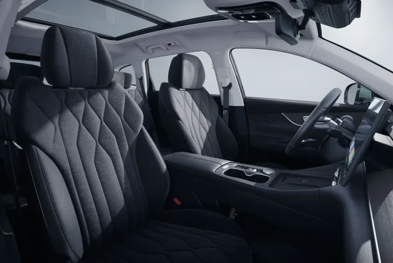 interior frente ebro s800 phev